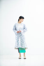 画像をギャラリービューアに読み込む, textile_湖面ストライププリント