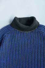 画像をギャラリービューアに読み込む, ストライプタートルニット_blue