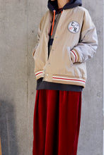 画像をギャラリービューアに読み込む, スタジアムジャンパー_beige