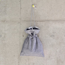 画像をギャラリービューアに読み込む, textile_スラントストライプパイル_grey