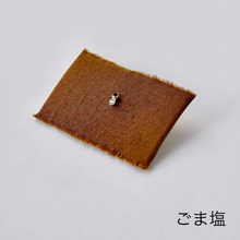 画像をギャラリービューアに読み込む, CHIZURU NAGAOKA _ 2colors_earring ごま塩 / ペッパー