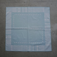 画像をギャラリービューアに読み込む, ジオメトリーハンカチーフ