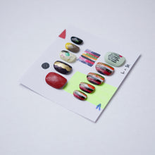 画像をギャラリービューアに読み込む, つめをぬるひと　私の敵
