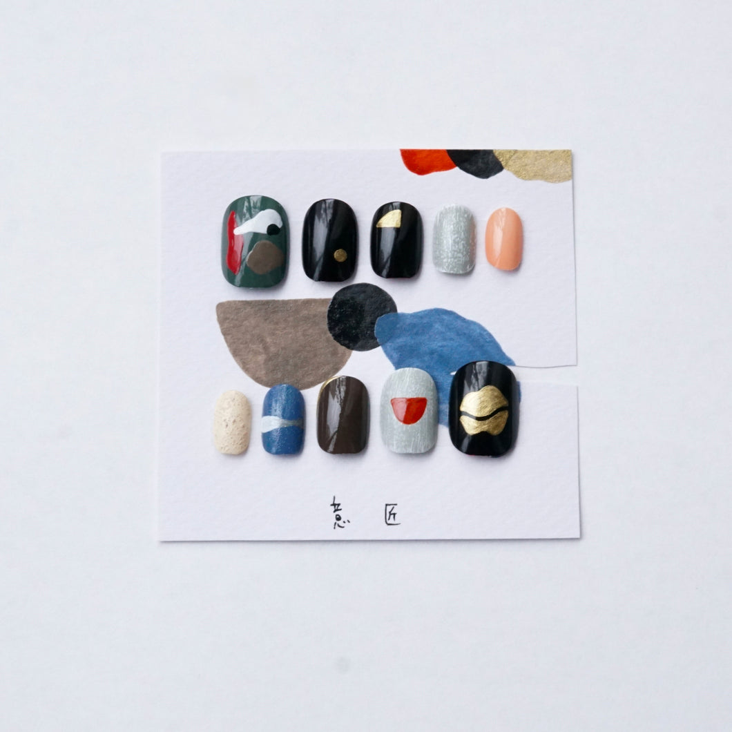 つめをぬるひと　意匠 _2025秋冬