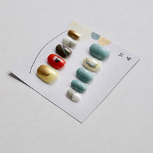 画像をギャラリービューアに読み込む, つめをぬるひと　対峙2026
