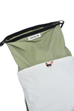画像をギャラリービューアに読み込む, ロールトップバックパック_green
