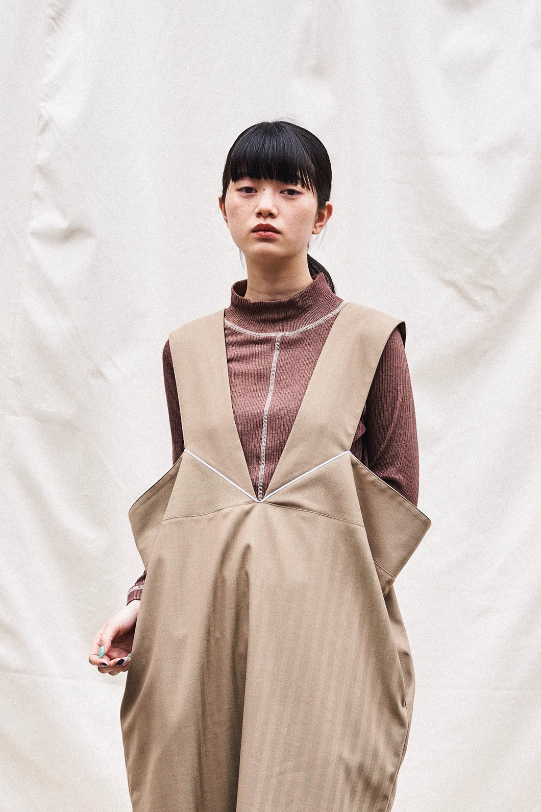 ステッチハイネックプルオーバー_brown