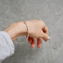 画像をギャラリービューアに読み込む, tiinei / 針葉バングル
