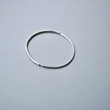 画像をギャラリービューアに読み込む, tiinei / 針葉バングル
