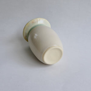 aardekleur　花器　E