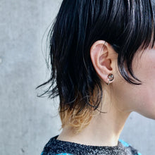 画像をギャラリービューアに読み込む, kuuma ［ISHI］プラチナ彩ピアス/イヤリング
