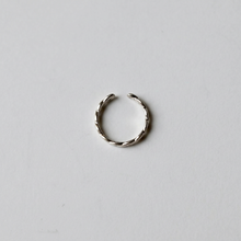 画像をギャラリービューアに読み込む, CHIZURU NAGAOKA _ 2ply_earcuff
